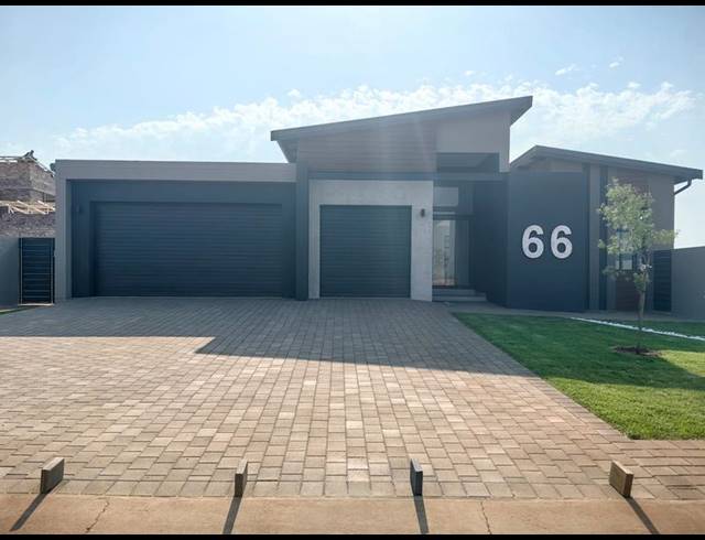 5 BEDROOM HOUSE FOR SALE IN MIDSTREAM HEIGHTS